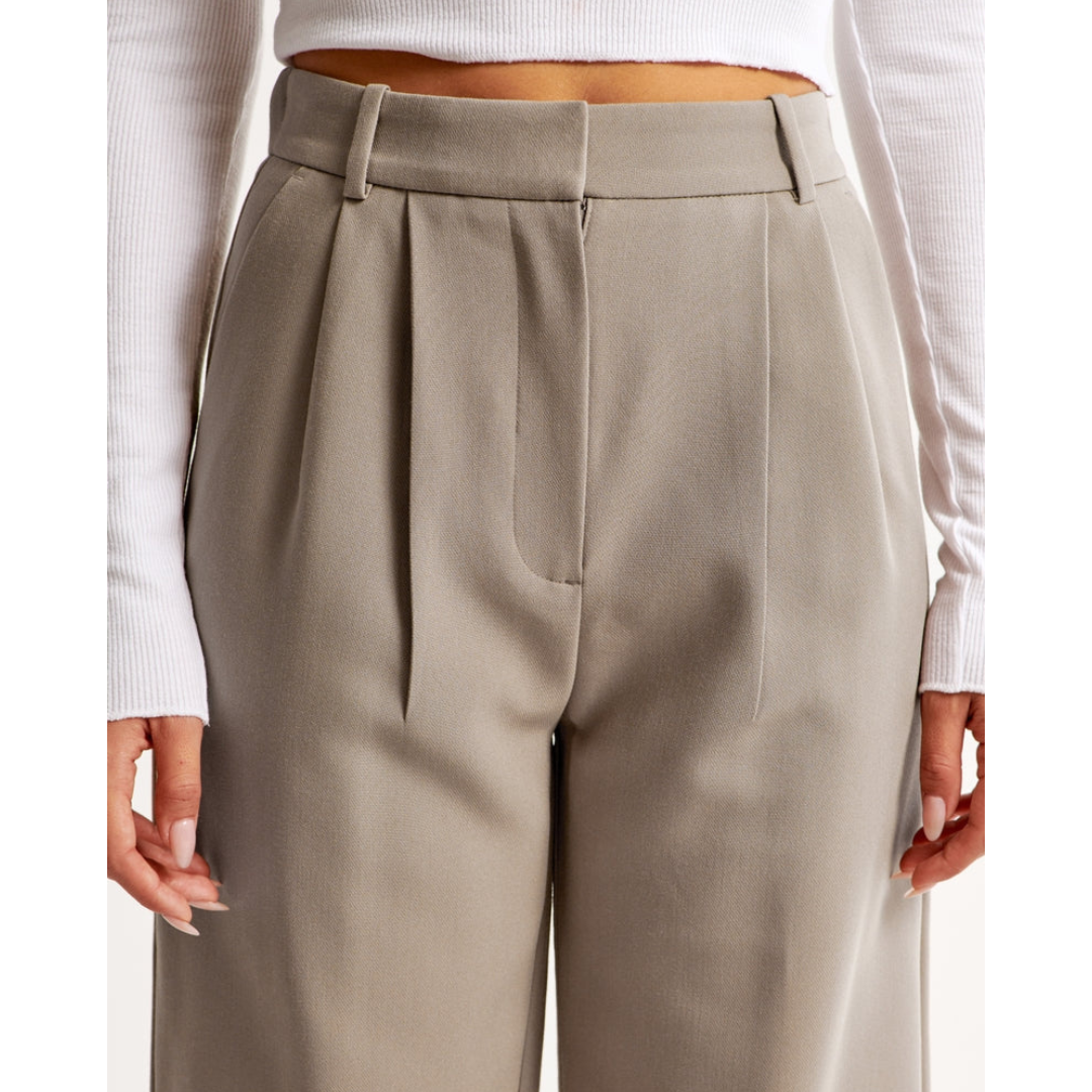 Women’s Pleated Wide Leg Pants - Relaxed Fit Tailored Trousers