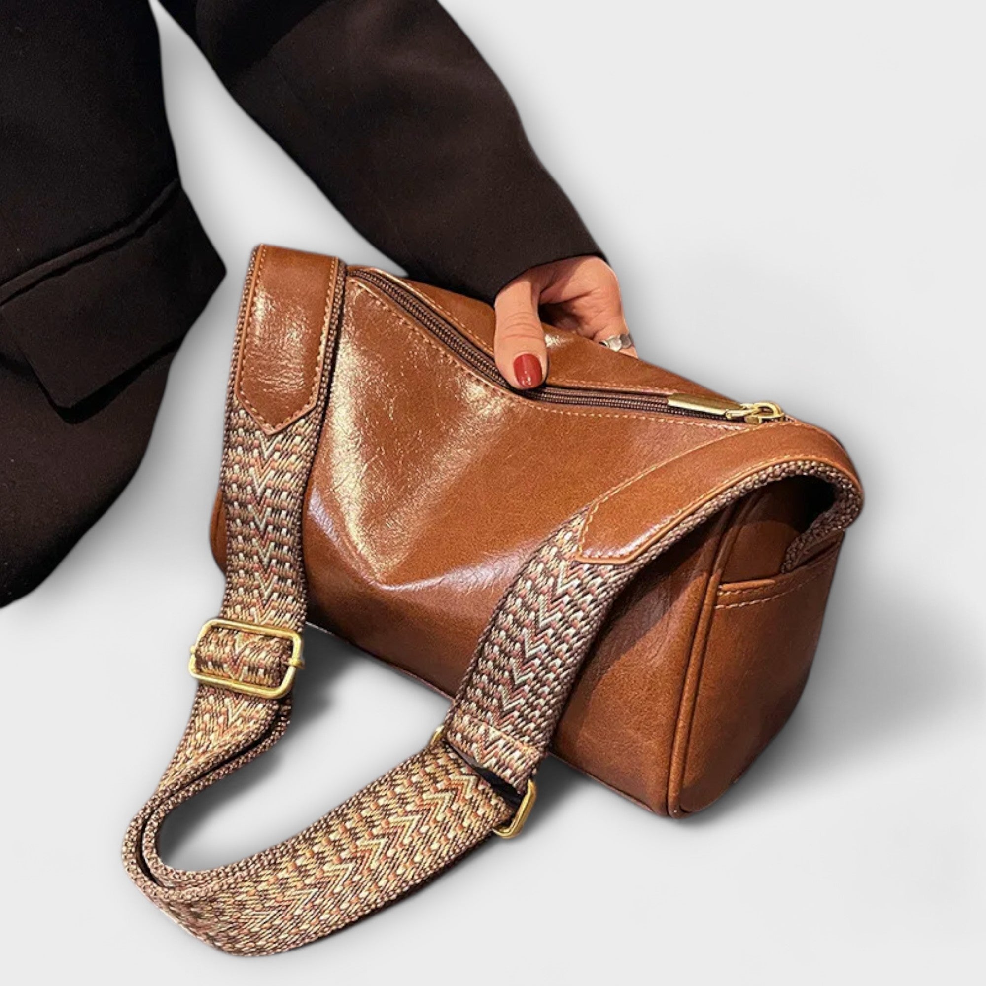Women’s Vintage Crossbody Bag - Spacious Everyday Bag - Olivia