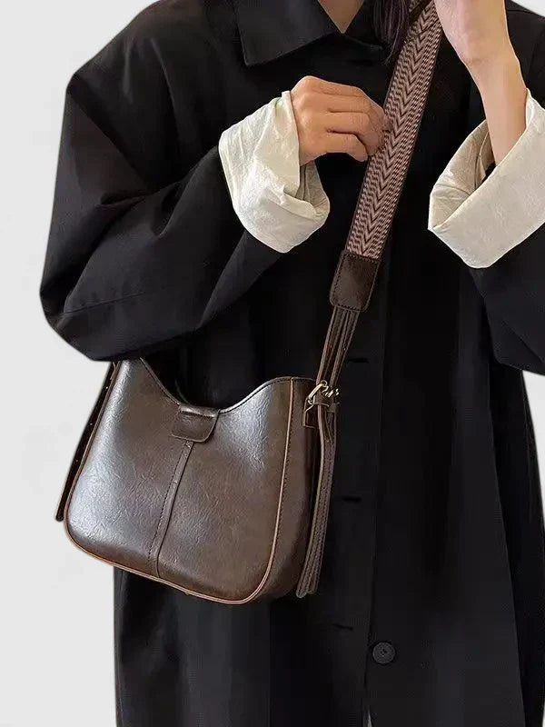 Women’s Elegant Shoulder Bag - Adjustable Strap Structured Design - Mariselyah